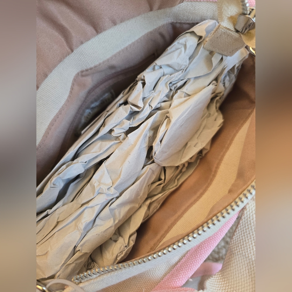 Pink Bow Tote - Picture 6 of 7